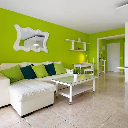 Lovely Ground Floor Apartmán *
