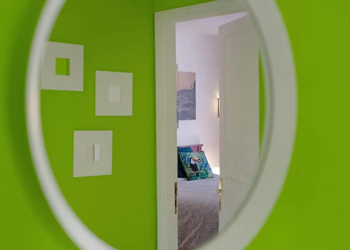 Apartmán Lovely Ground Floor