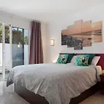 아파트 Lovely Ground Floor *